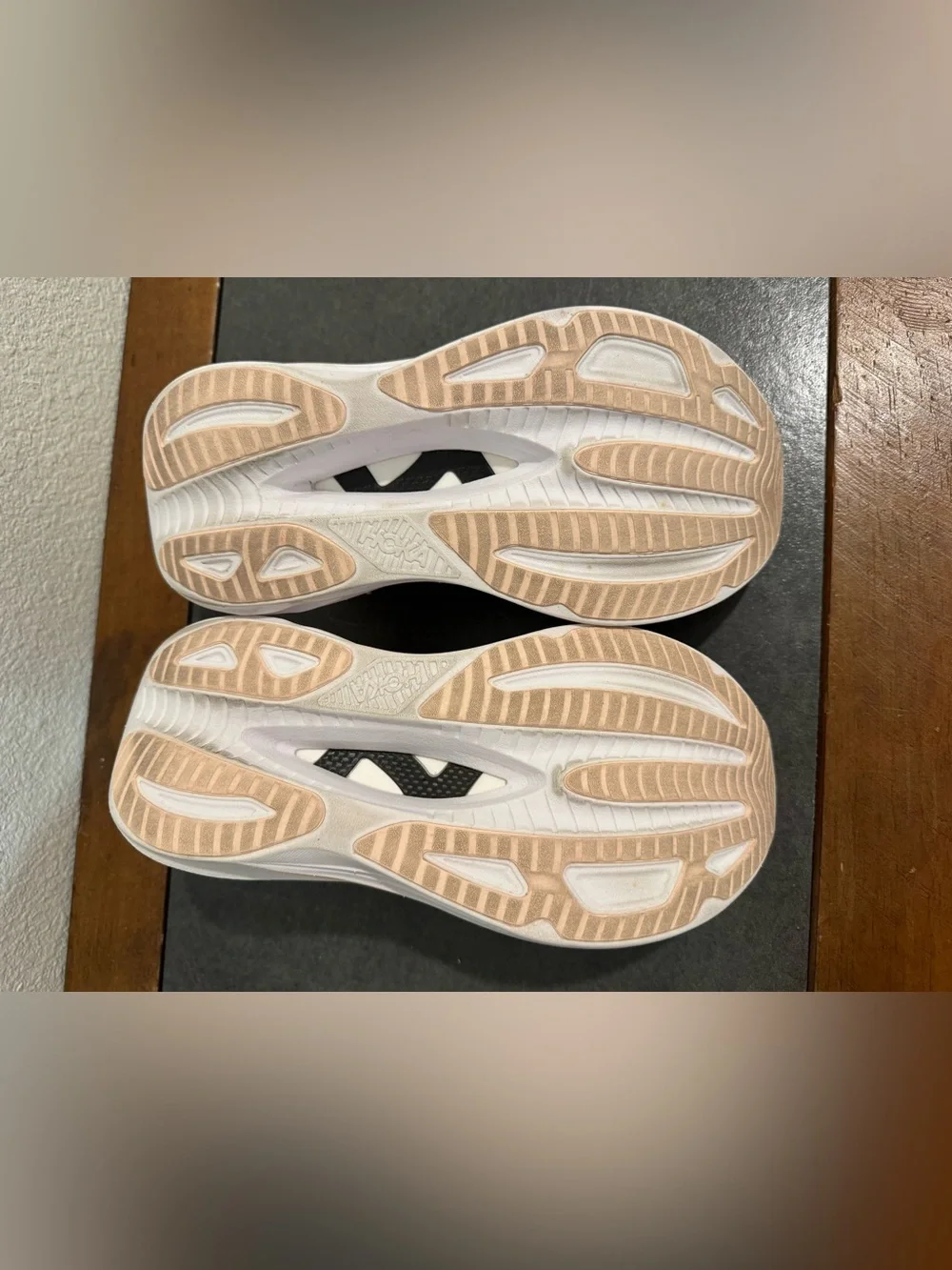 Hoka Skyward X II